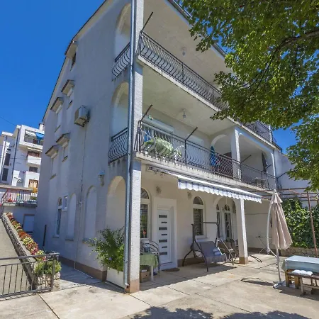 Apartment Buneta