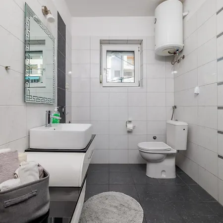 Apartment Buneta