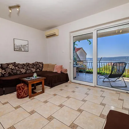 Buneta Apartment